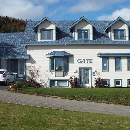 Gite A L'Abri Du Vent Bed And Breakfast Perce Εξωτερικό φωτογραφία