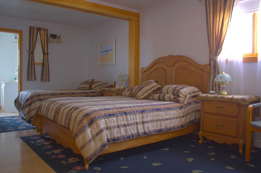 Gite A L'Abri Du Vent Bed And Breakfast Perce Εξωτερικό φωτογραφία