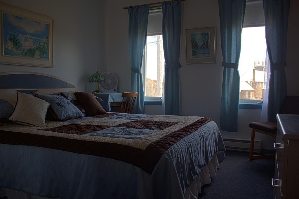 Gite A L'Abri Du Vent Bed And Breakfast Perce Εξωτερικό φωτογραφία